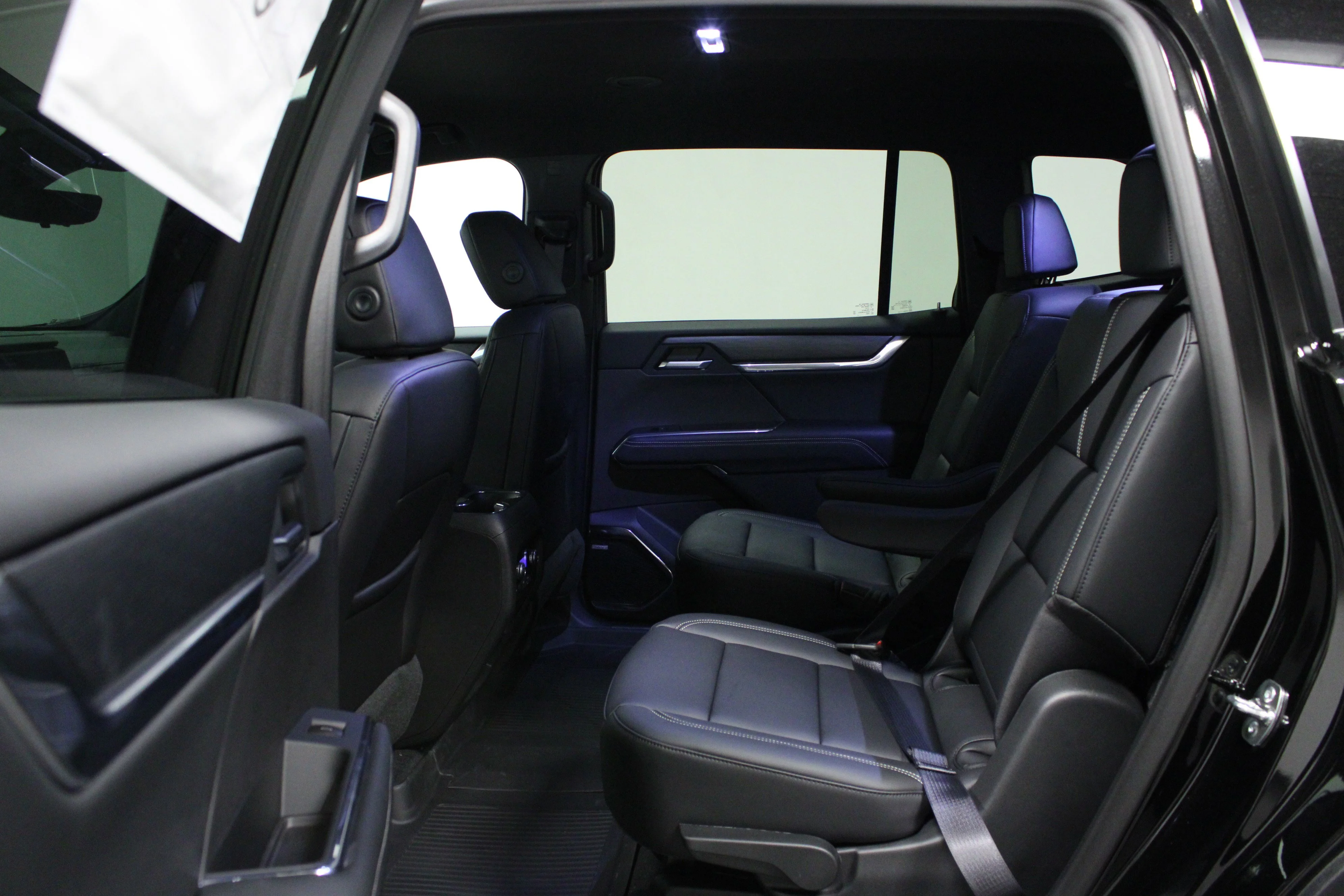 New 2026 Ebony Twilight Metallic GMC Elevation image 13