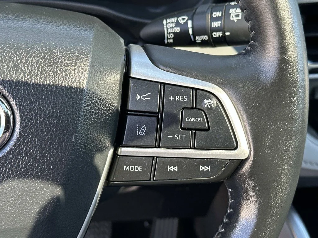 Certified Used 2023 Black Toyota Platinum image 33
