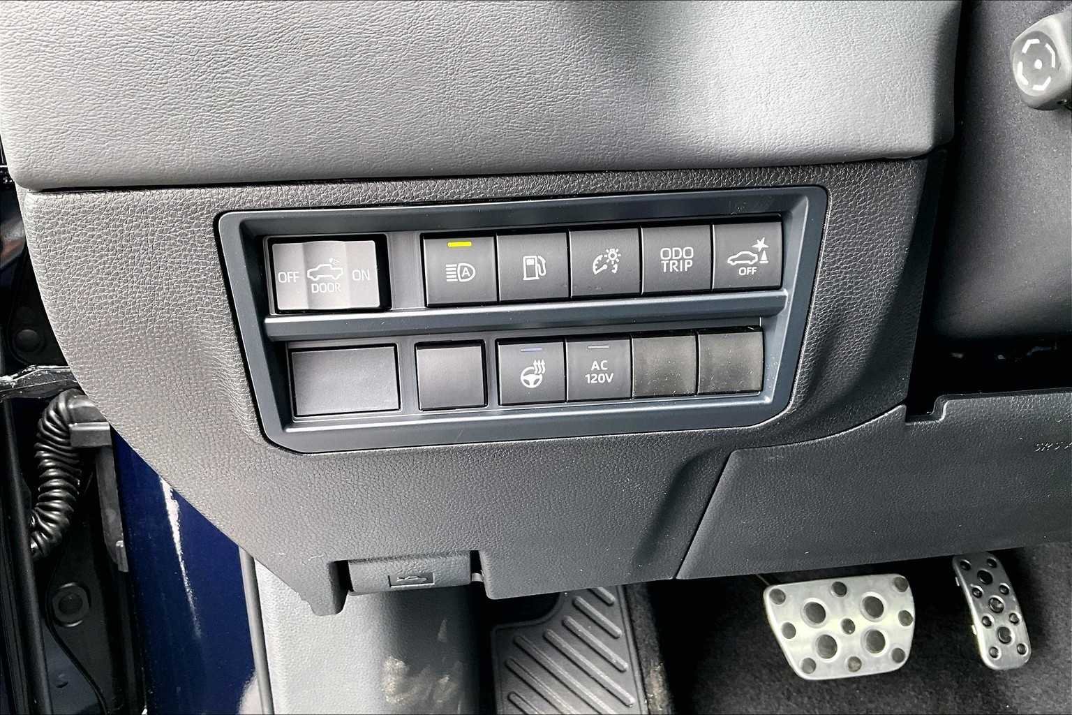 2025 Toyota Tundra Platinum - Photo 19