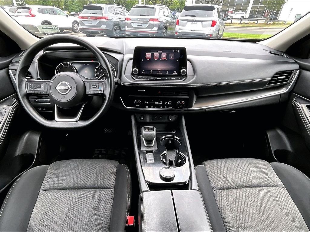 Used 2024 Gray Nissan SV image 21