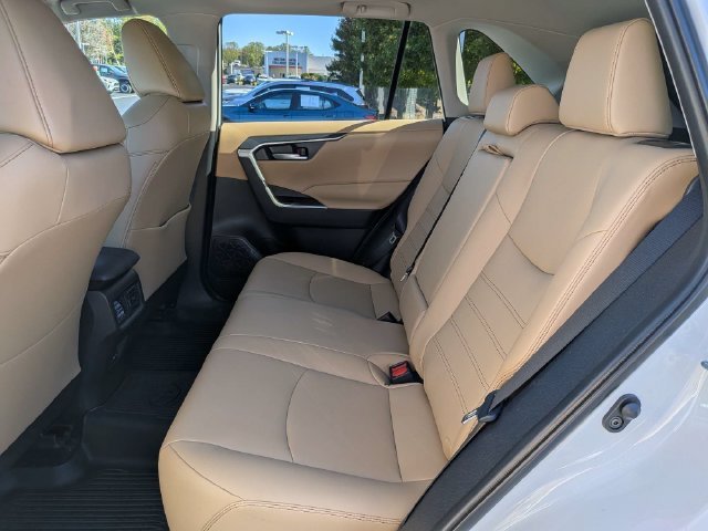 Certified Used 2025 Beige Toyota XLE Premium image 17