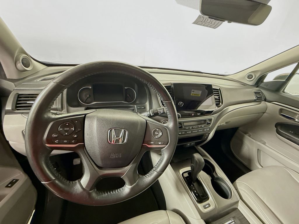 Used 2020 Gray Honda EX-L image 21