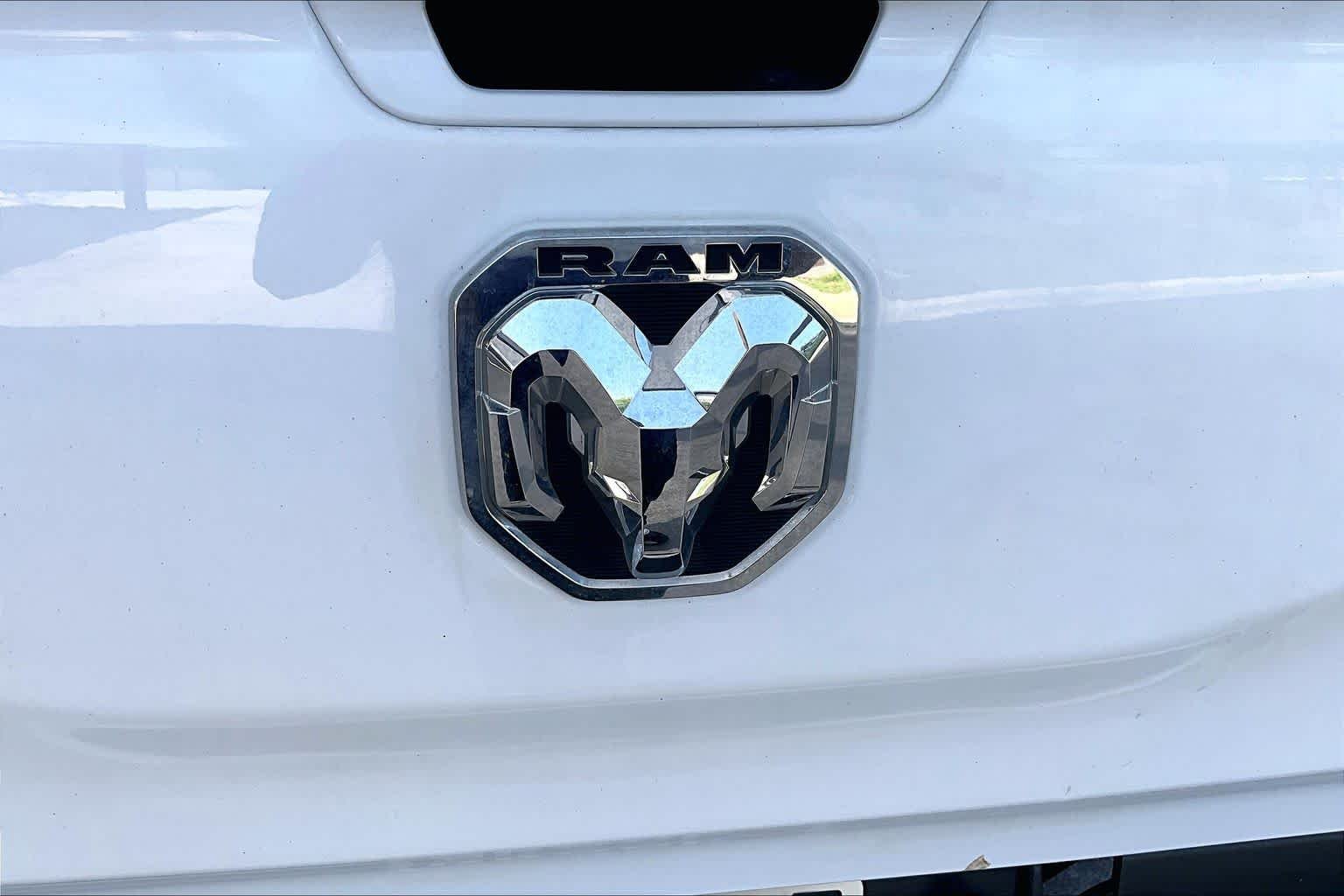 Used 2022 Bright White Clearcoat Ram Big Horn image 30