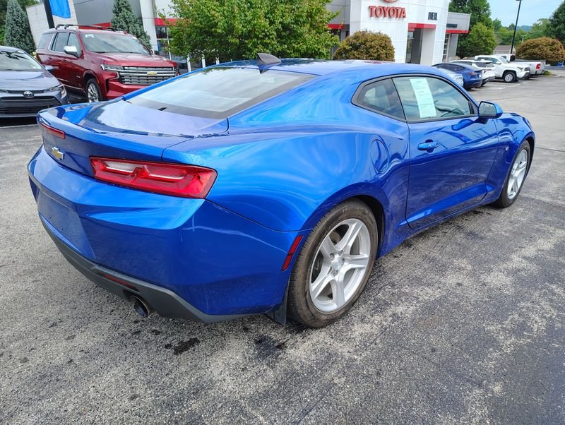 Used 2018 Blue Chevrolet 1LT image 4