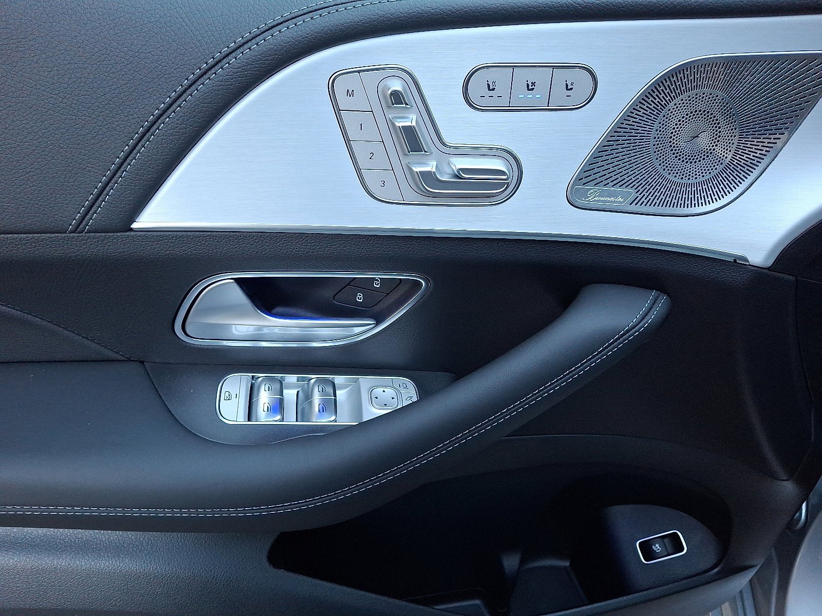 New 2026 Cirrus Silver Metallic Mercedes-Benz AMG® GLE 53 4MATIC+ Coupe image 33
