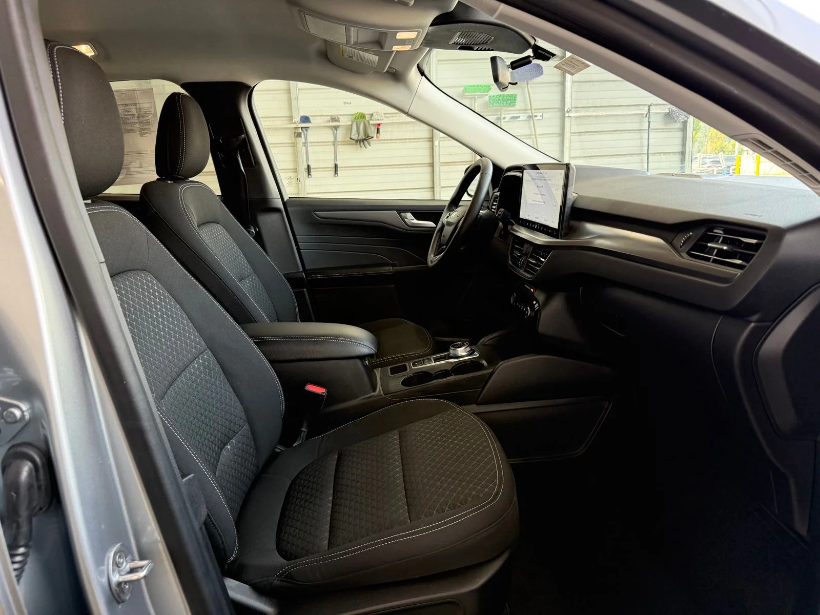 Used 2023 Silver Ford Active image 10