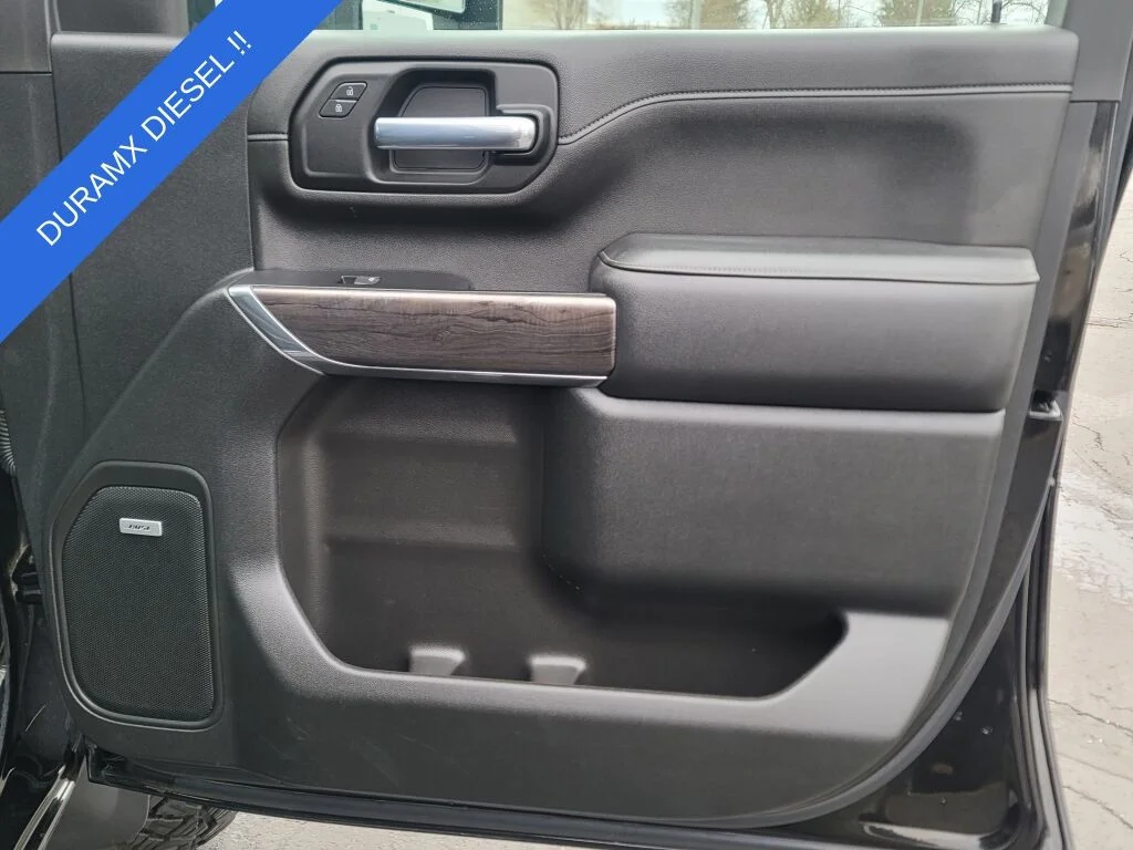 2022 Chevrolet Silverado 2500HD LTZ - Photo 8