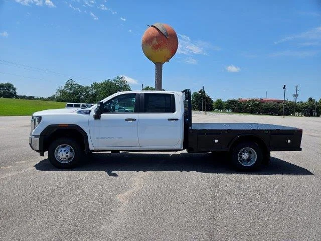 New 2025 Summit White GMC Pro image 2