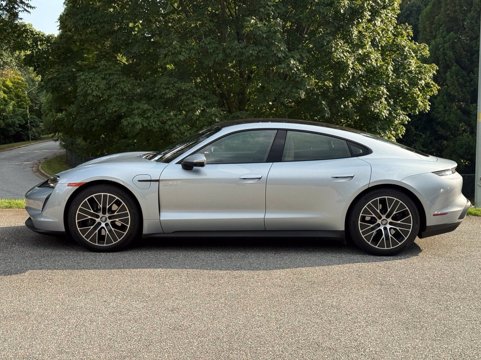 Used 2023 Dolomite Porsche  image 2
