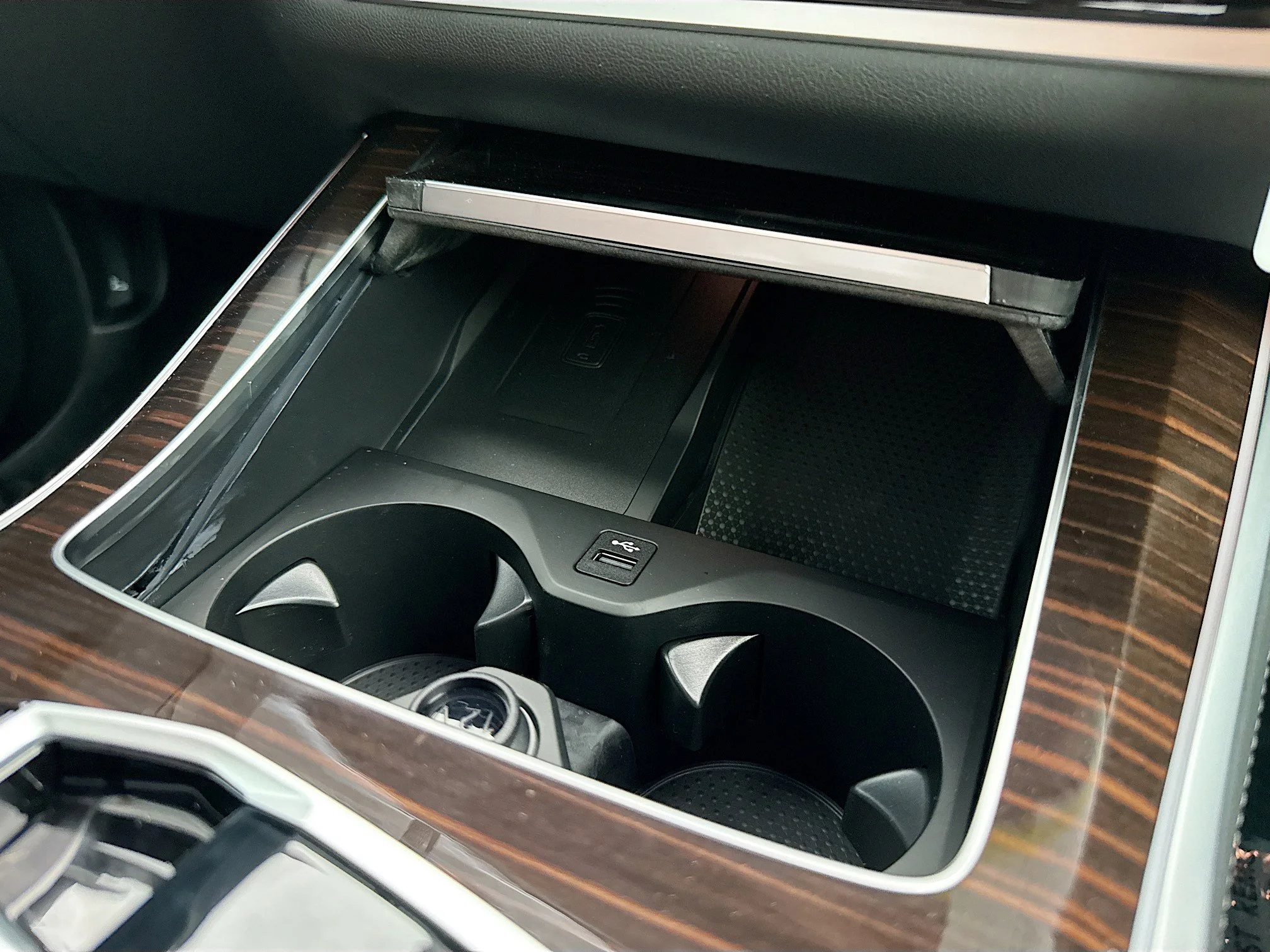 New 2026 Skyscraper Grey Metallic BMW sDrive40i image 30