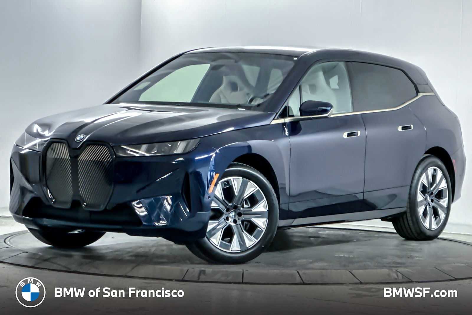 2026 BMW iX xDrive45's photo