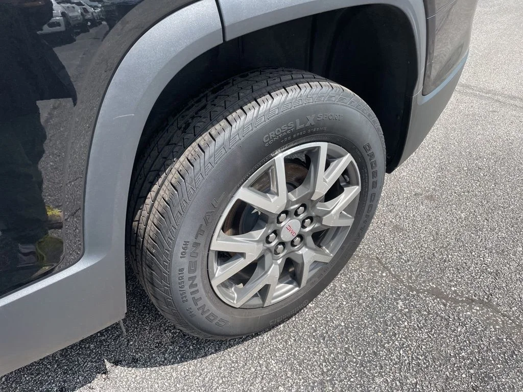 Used 2023 Black GMC SLE image 10