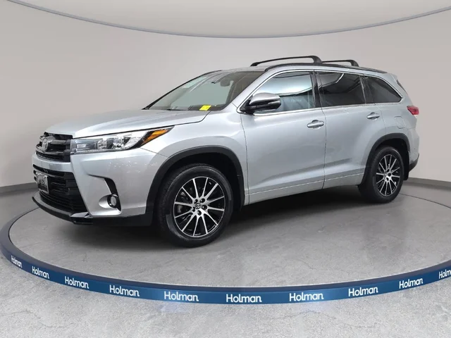 2017 Toyota Highlander SE