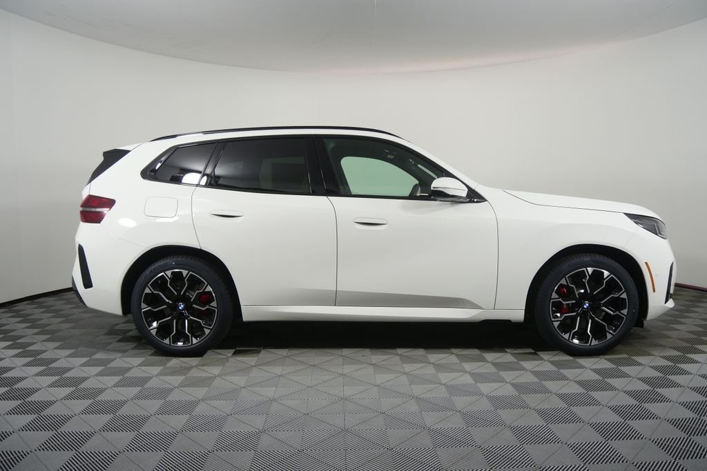 New 2026 Alpine White BMW 30 xDrive image 2