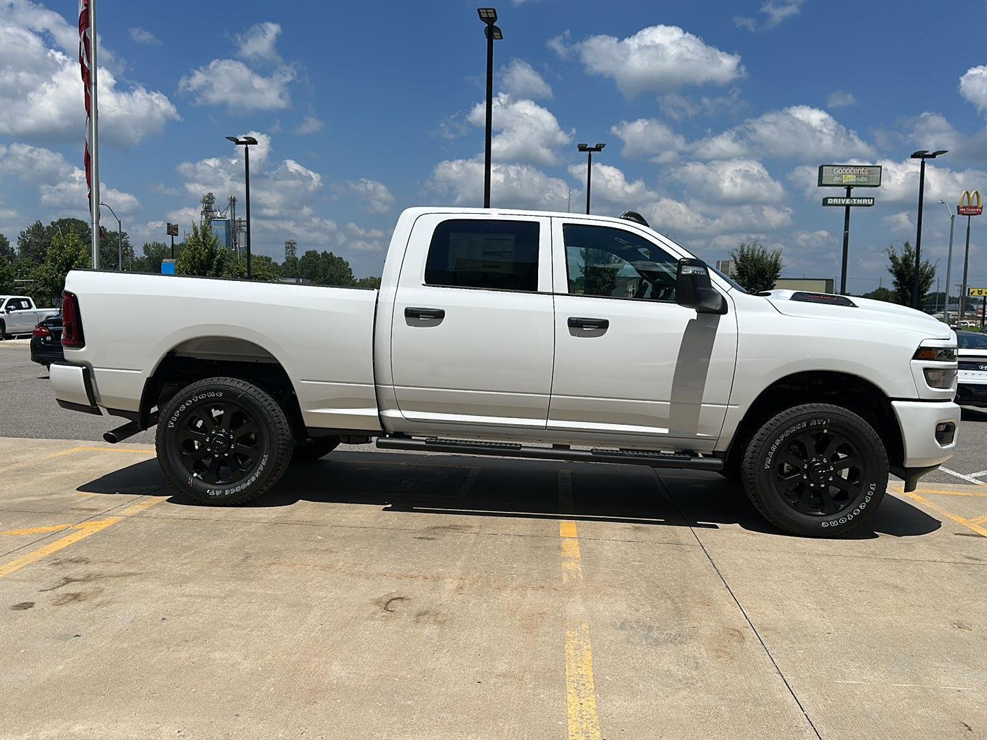 New 2026 Bright White Clear-Coat Exterior Paint RAM Black Express image 5