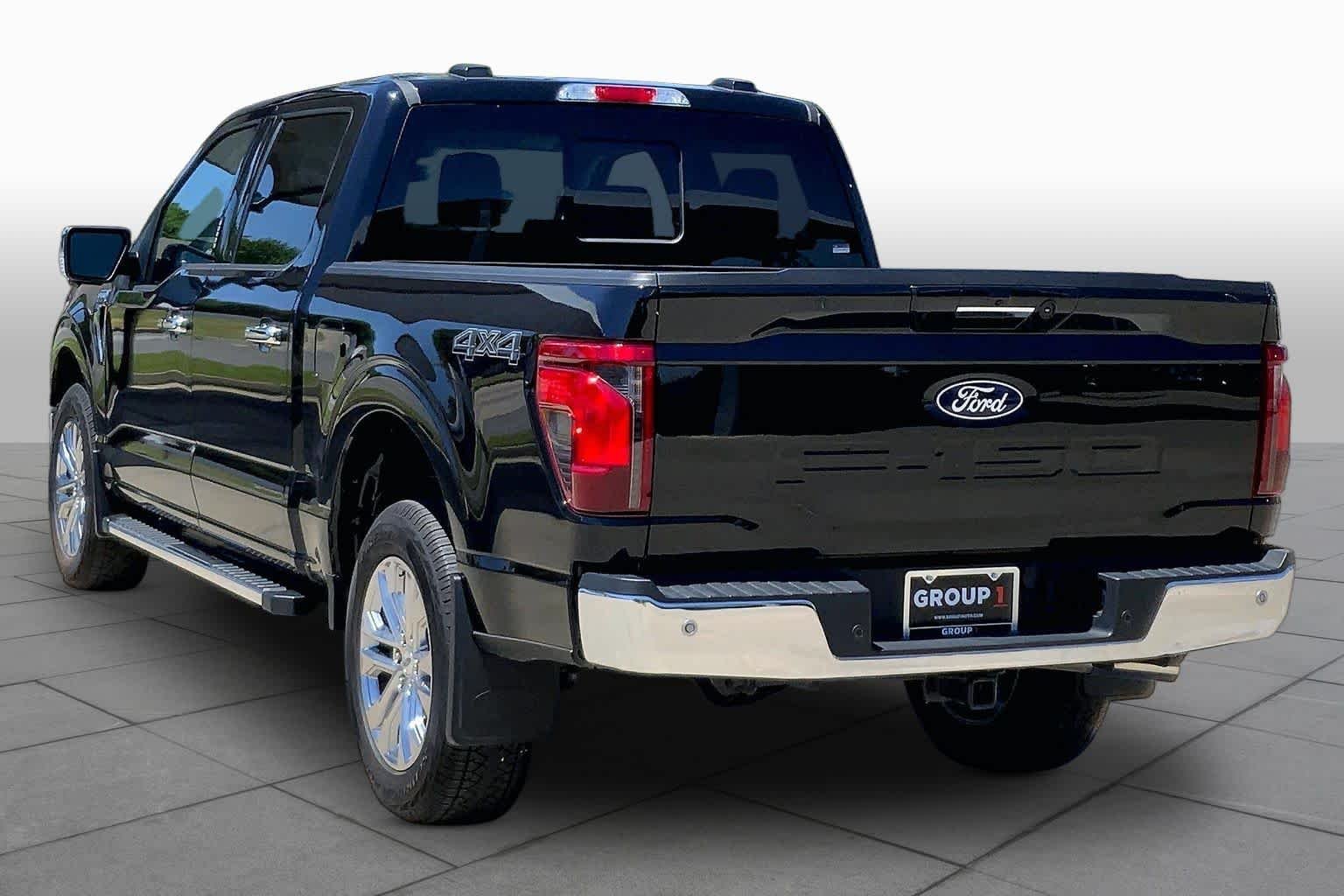 Used 2024 Agate Black Metallic Ford XLT image 12