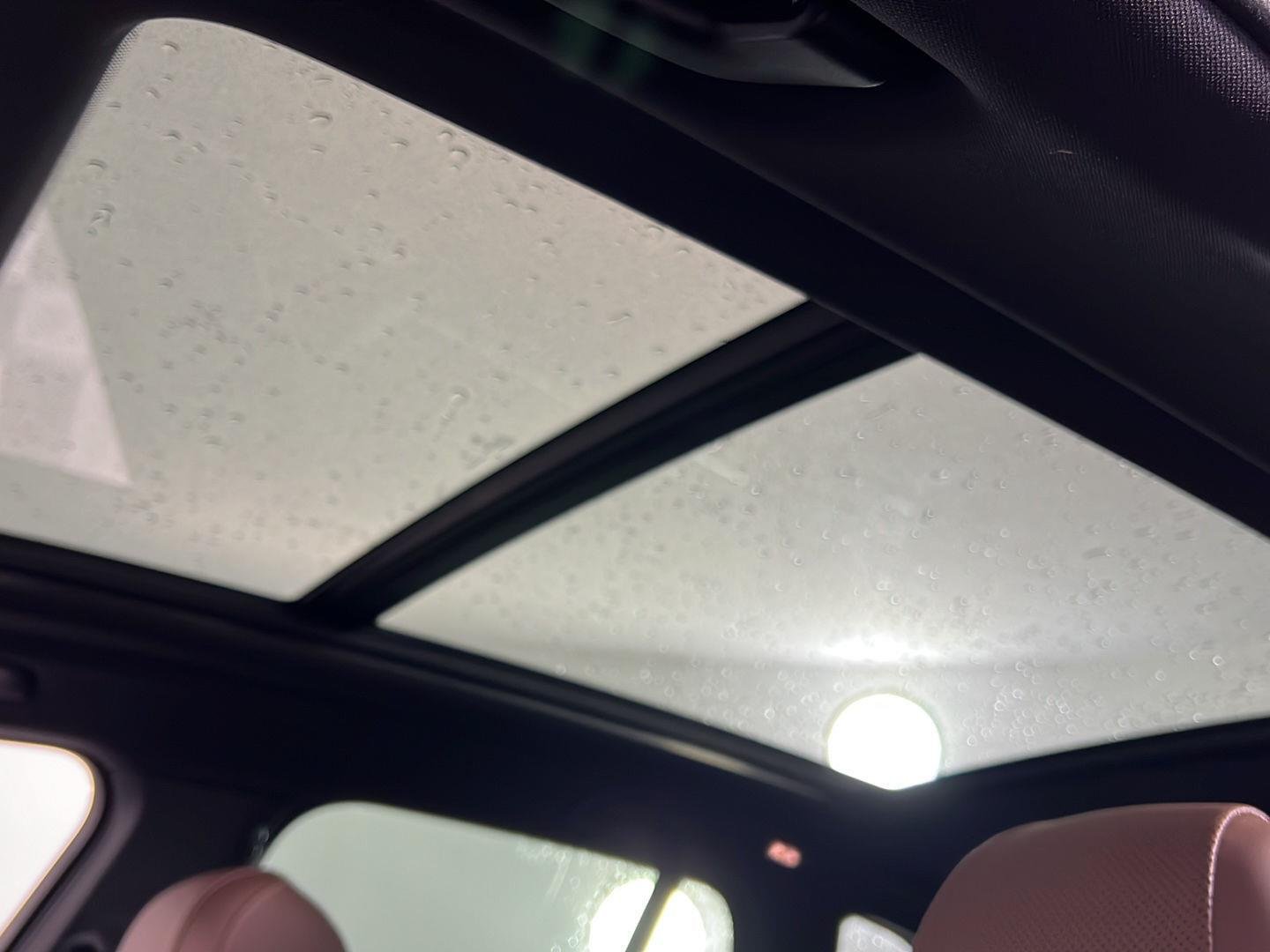 New 2026 Manhattan Green Metallic BMW xDrive40i image 9