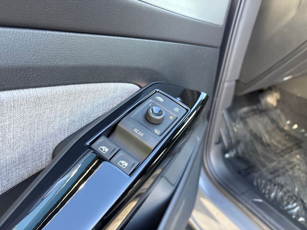 New 2026 Pure Gray Volkswagen Pro image 11