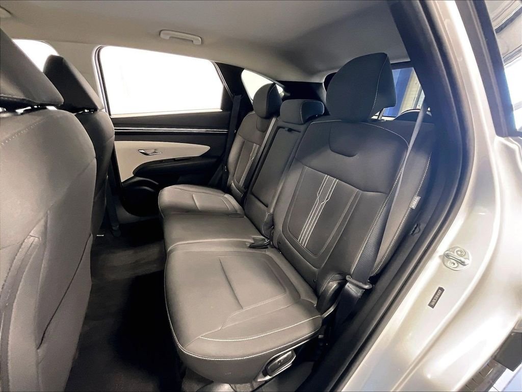 Used 2024 Silver Hyundai SEL image 15