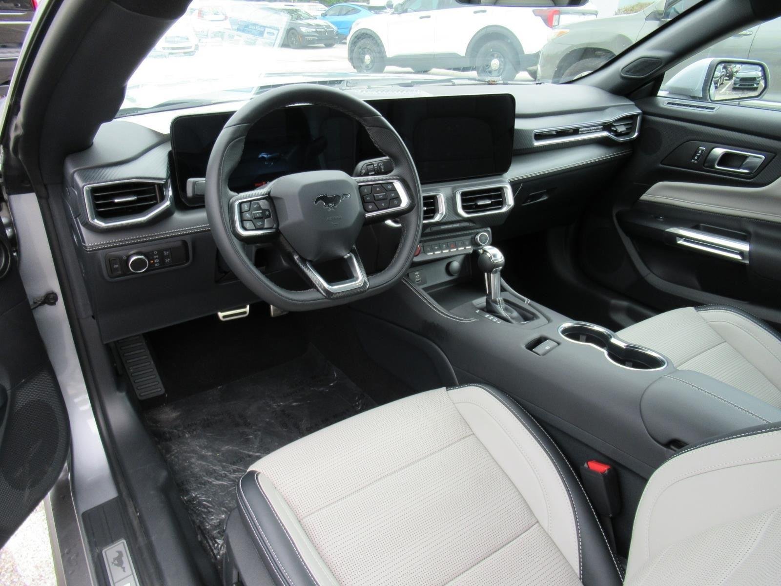 2025 Ford Mustang EcoBoost Premium Fastback - Photo 14