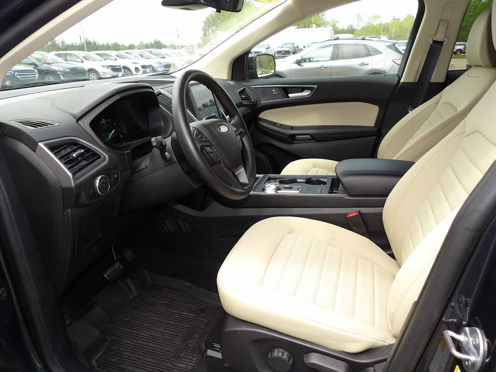 New 2024 Stone Blue Metallic Ford SE image 11