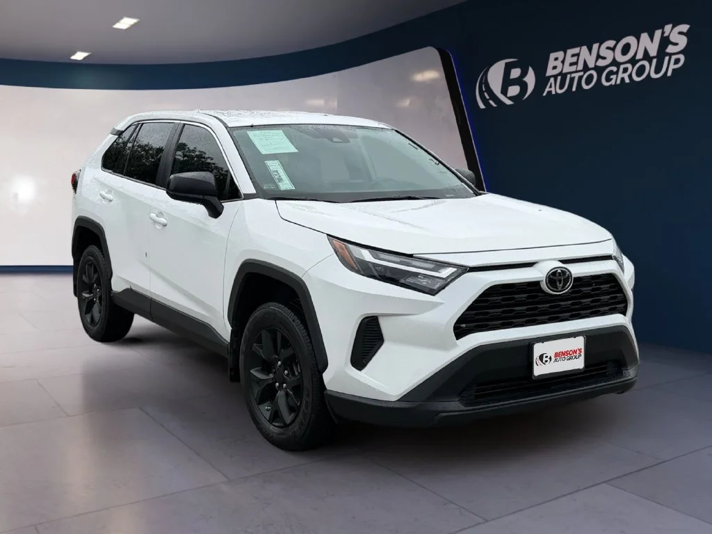 Used 2023 White Toyota LE image 7