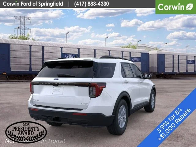 New 2026 Star White Metallic Tri-Coat Ford Active image 10