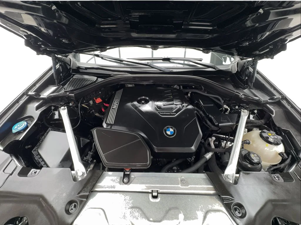 Used 2024 Black BMW sDrive30i image 17