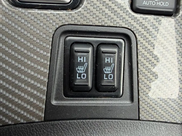 Used 2019 Silver Mitsubishi GT image 24