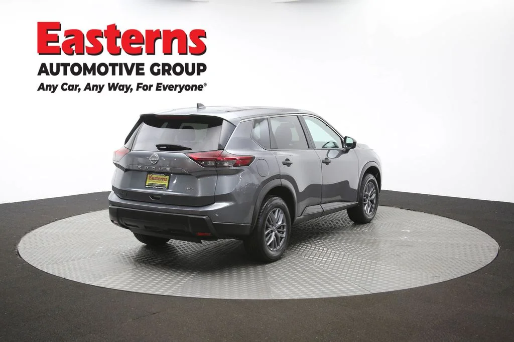 Used 2024 Gray Nissan S image 40