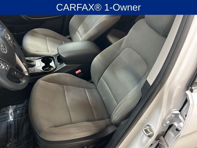 Used 2018 White Hyundai 2.4 Base image 10