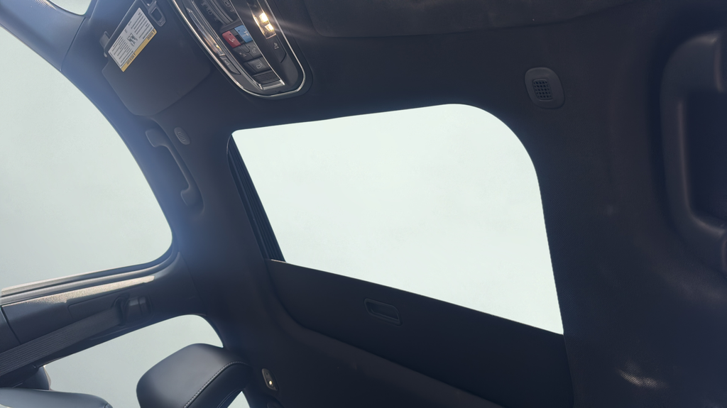Used 2023 Black Jeep Altitude X image 13