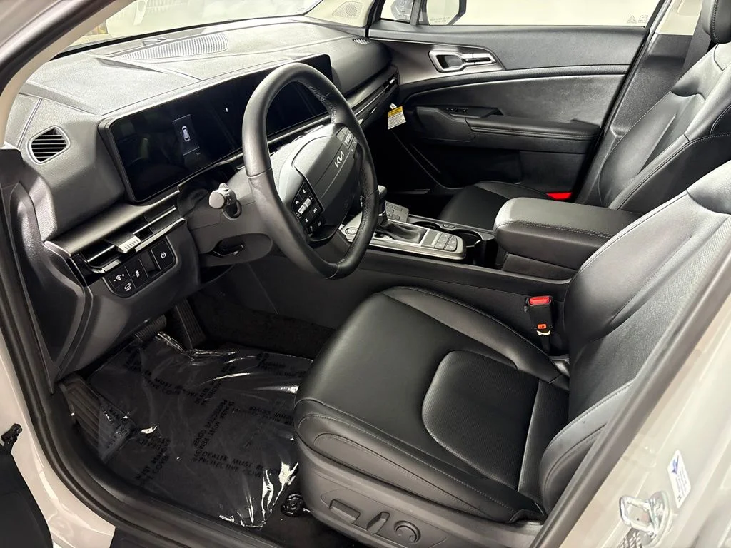 New 2026 Wolf Gray Kia EX image 27