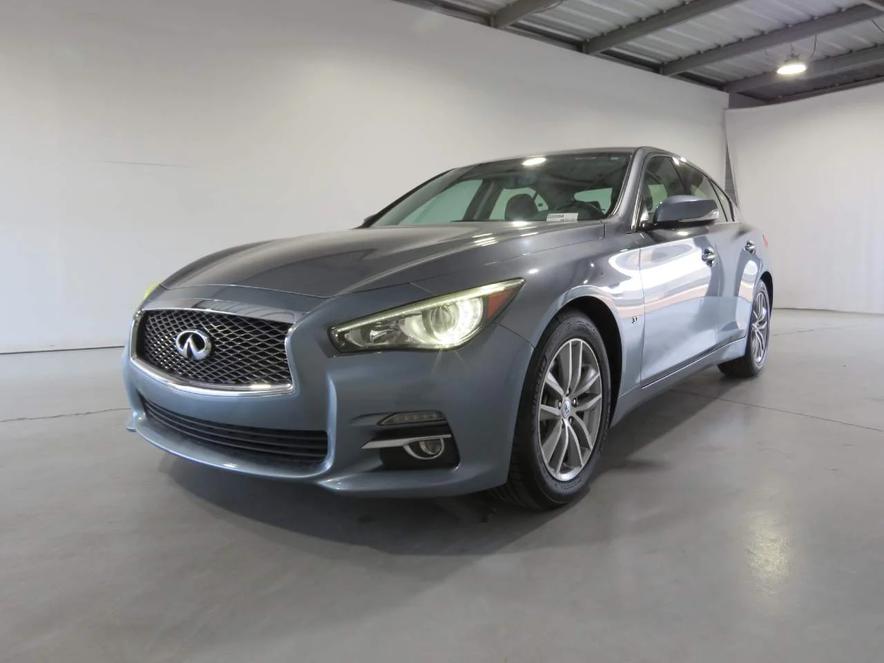 Pre-Owned 2015 INFINITI Q50 Premium 4dr Car in Phoenix #Z26226A