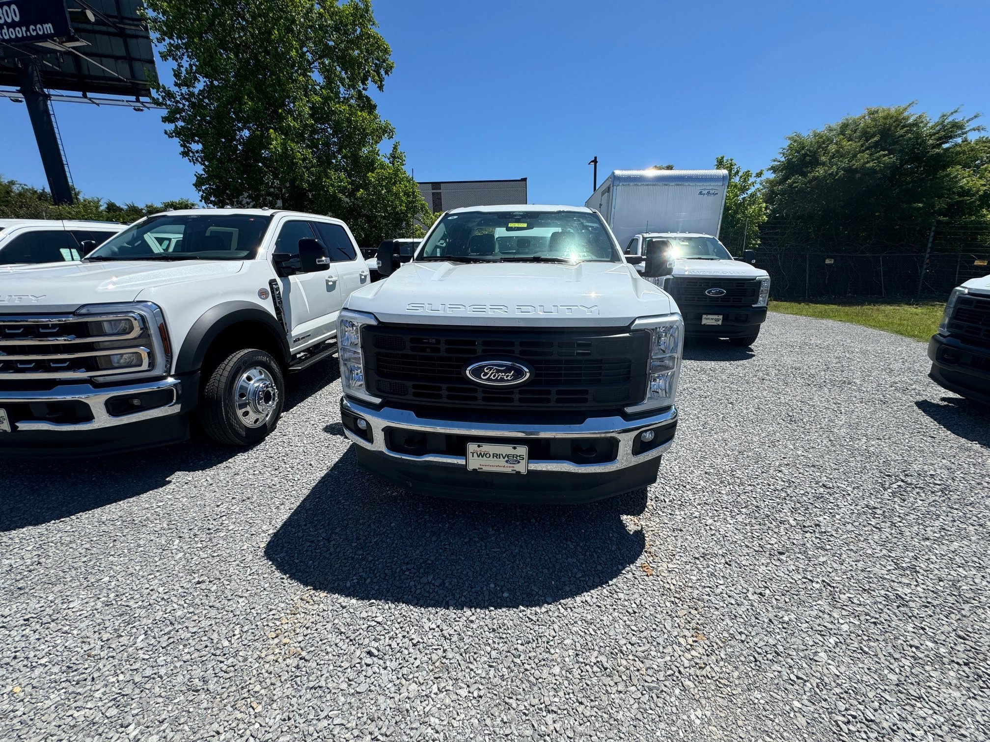New 2025 Oxford White Ford F-250® XL image 13