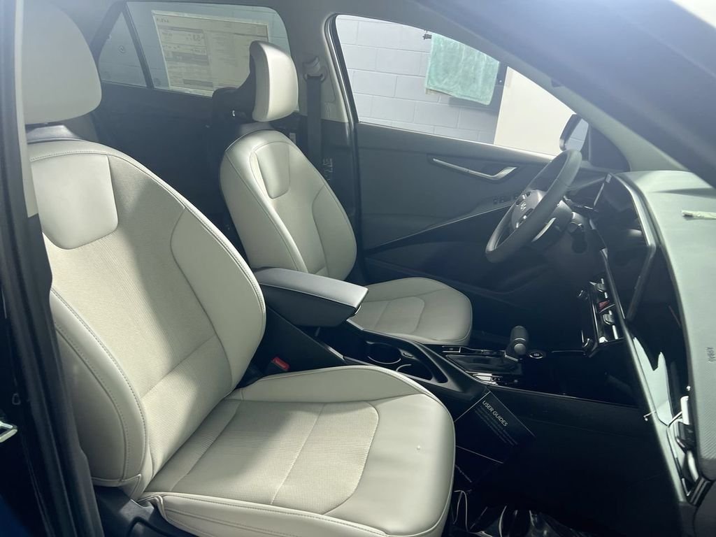 New 2026 Aurora Black Pearl Kia EX image 28