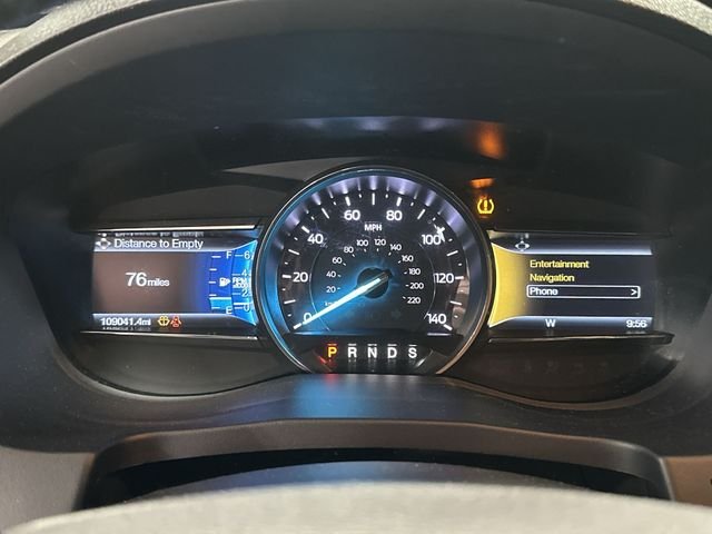 Used 2017 Black Ford XLT image 14