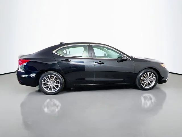 Used 2020 Majestic Black Pearl Acura 2.4L image 10