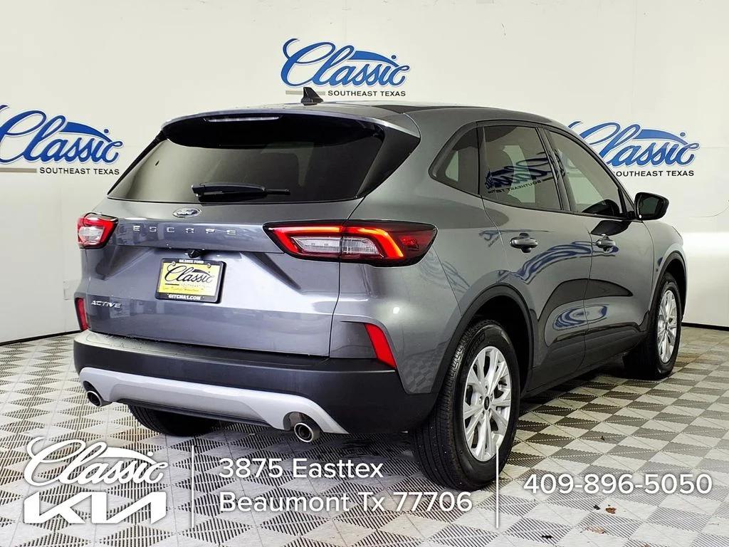 Used 2026 Gray Ford Active image 6