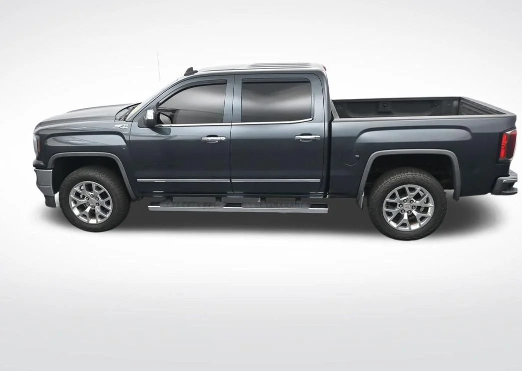 Used 2017 Gray GMC SLT image 28