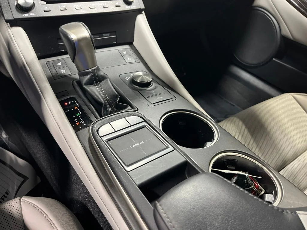 Used 2015 Infrared Lexus 350 image 27