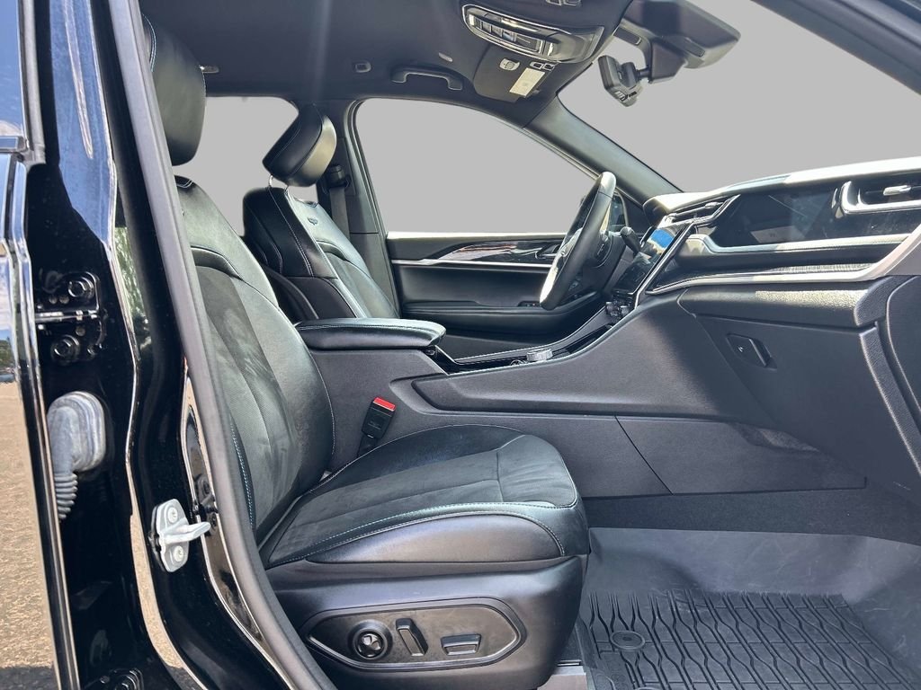 Used 2022 Black Jeep Trailhawk 4xe image 22