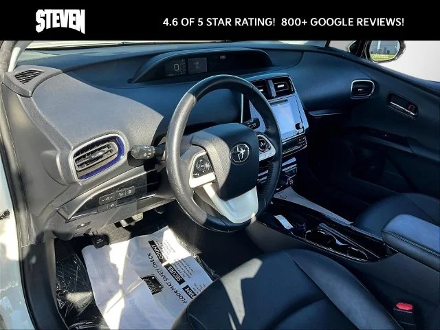 Used 2017 White Toyota Three Touring image 19