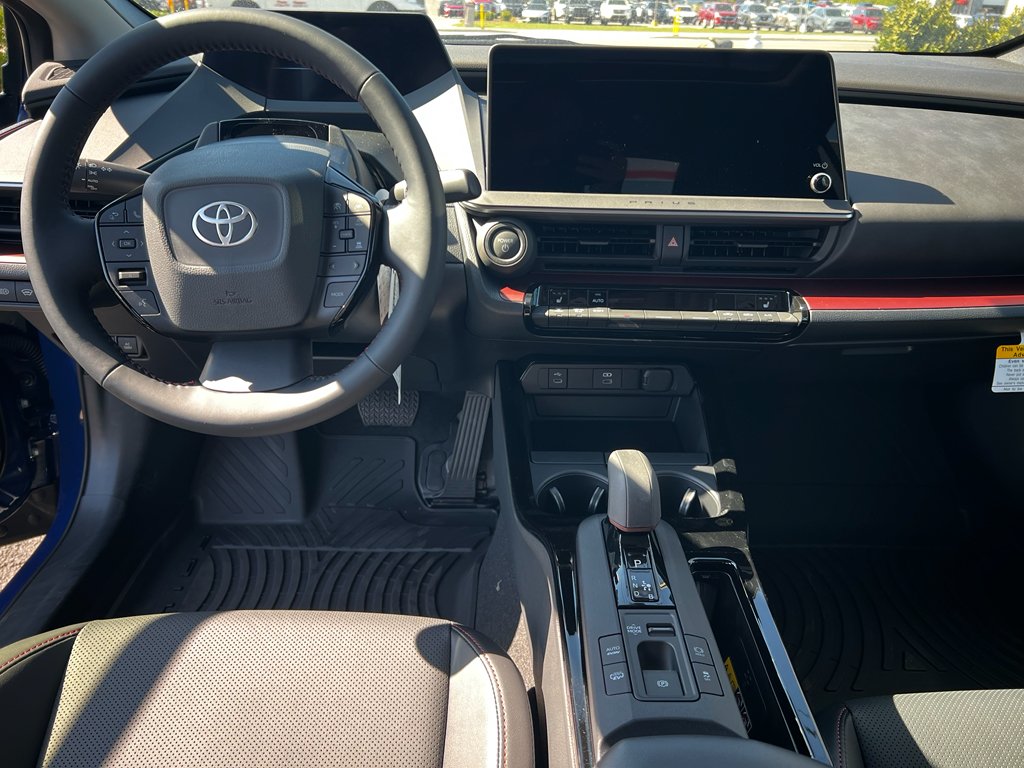 2026 Toyota Prius Plug-in Hybrid XSE - Photo 11