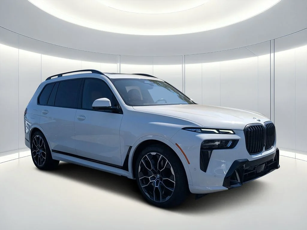 2023 BMW X7 xDrive40i's photo