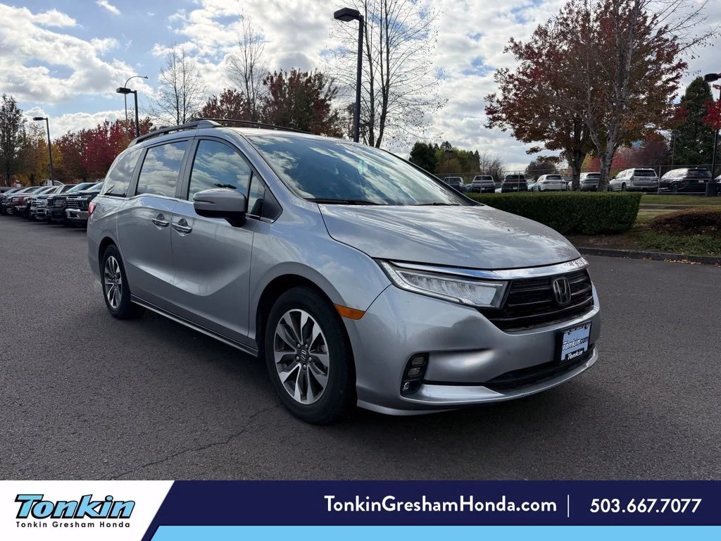Used 2024 Lunar Silver Metallic Honda EX-L image 1