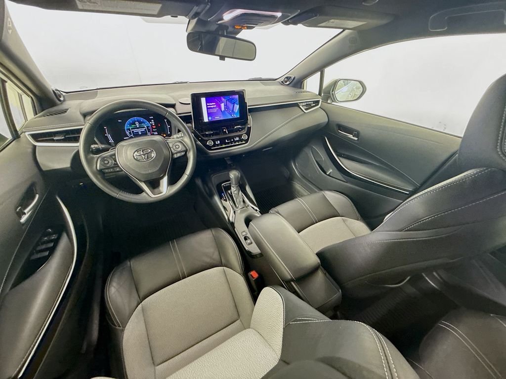 Used 2024 Wind Chill Pearl Toyota XSE image 23