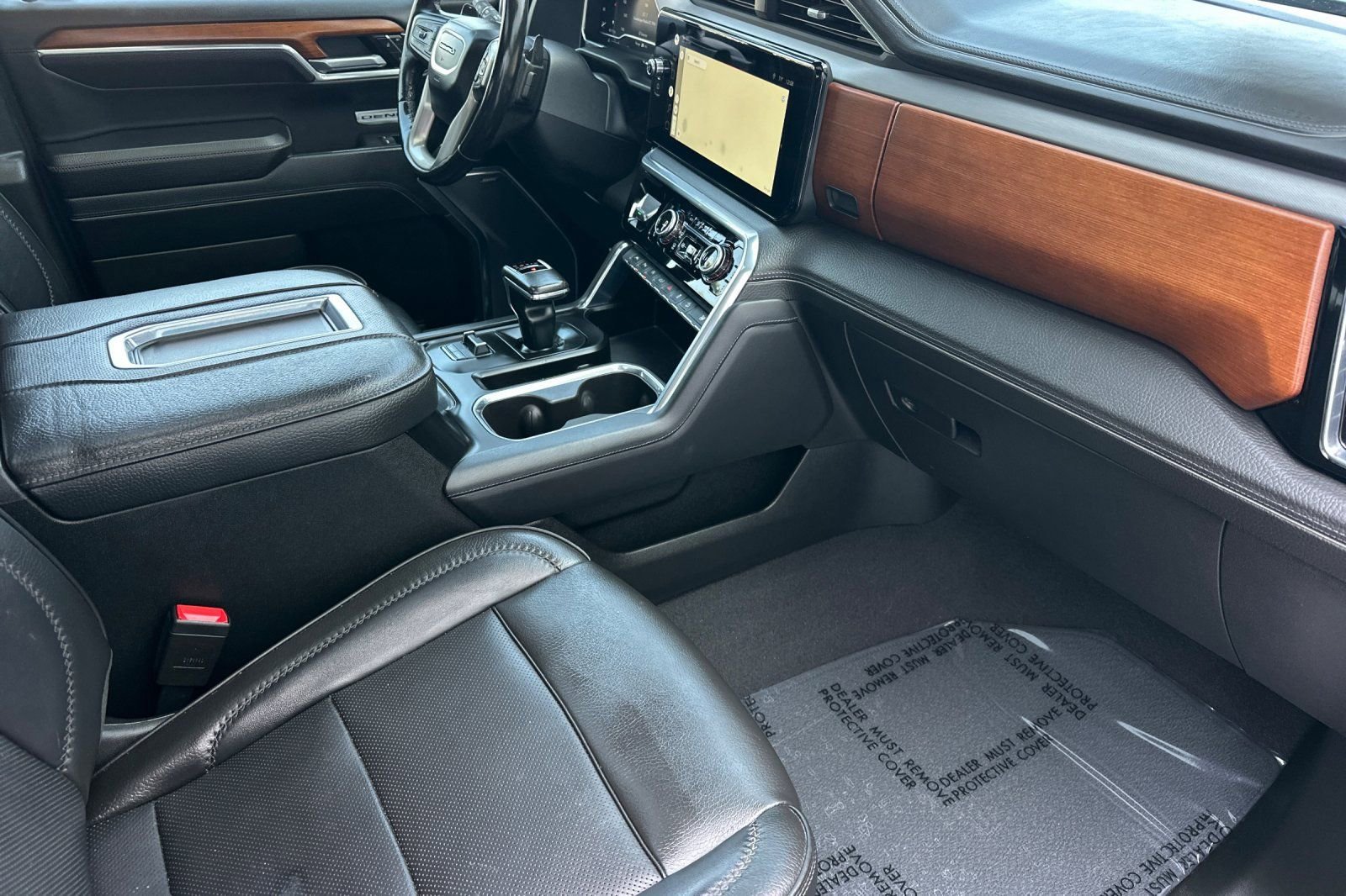 Used 2022 Onyx Black GMC Denali image 19