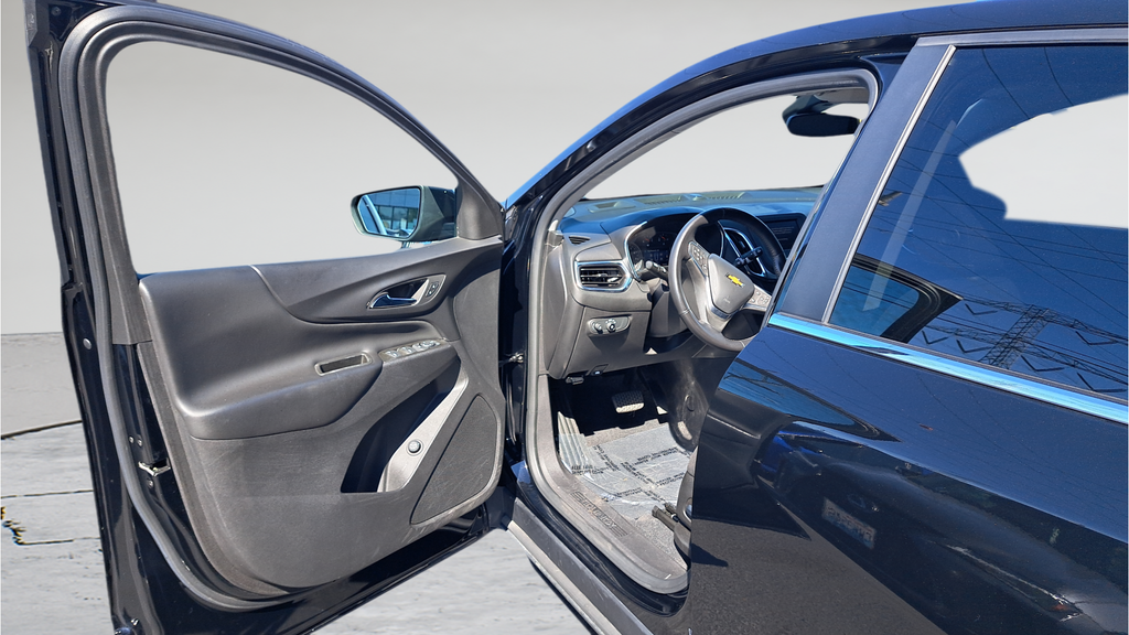Used 2022 Black Chevrolet LT image 9