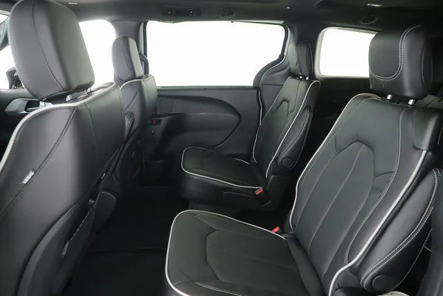 2026 Chrysler Pacifica Limited - Photo 29